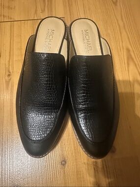 Michael Shannon Black Textured Leather Slip-On Mules Sz 9 New